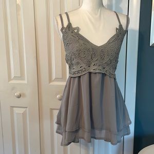 Baby Doll Top Feager sz M grey
